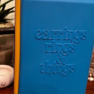 SOLD Vintage 1960-70s Earrings, Rings and Things jewelry case